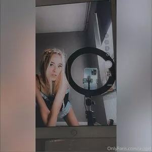 courtneyriverss / courtneyyrivers nude photo #0048