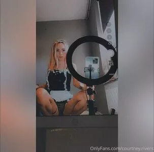 courtneyriverss / courtneyyrivers nude photo #0052