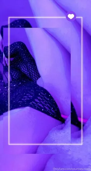 courtneyriverss / courtneyyrivers nude photo #0149