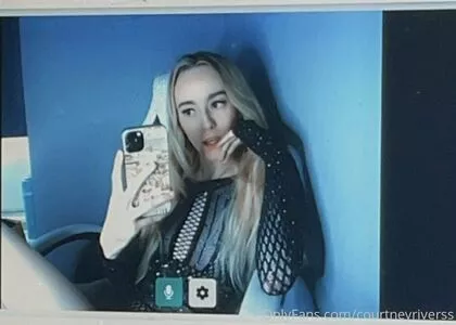 courtneyriverss / courtneyyrivers nude photo #0164