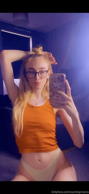 courtneyriverss / courtneyyrivers nude photo #0167