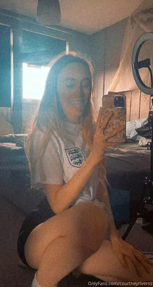 courtneyriverss / courtneyyrivers nude photo #0169