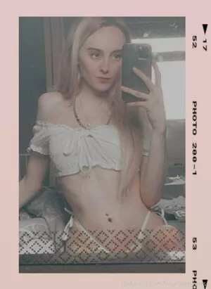 courtneyriverss / courtneyyrivers nude photo #0174