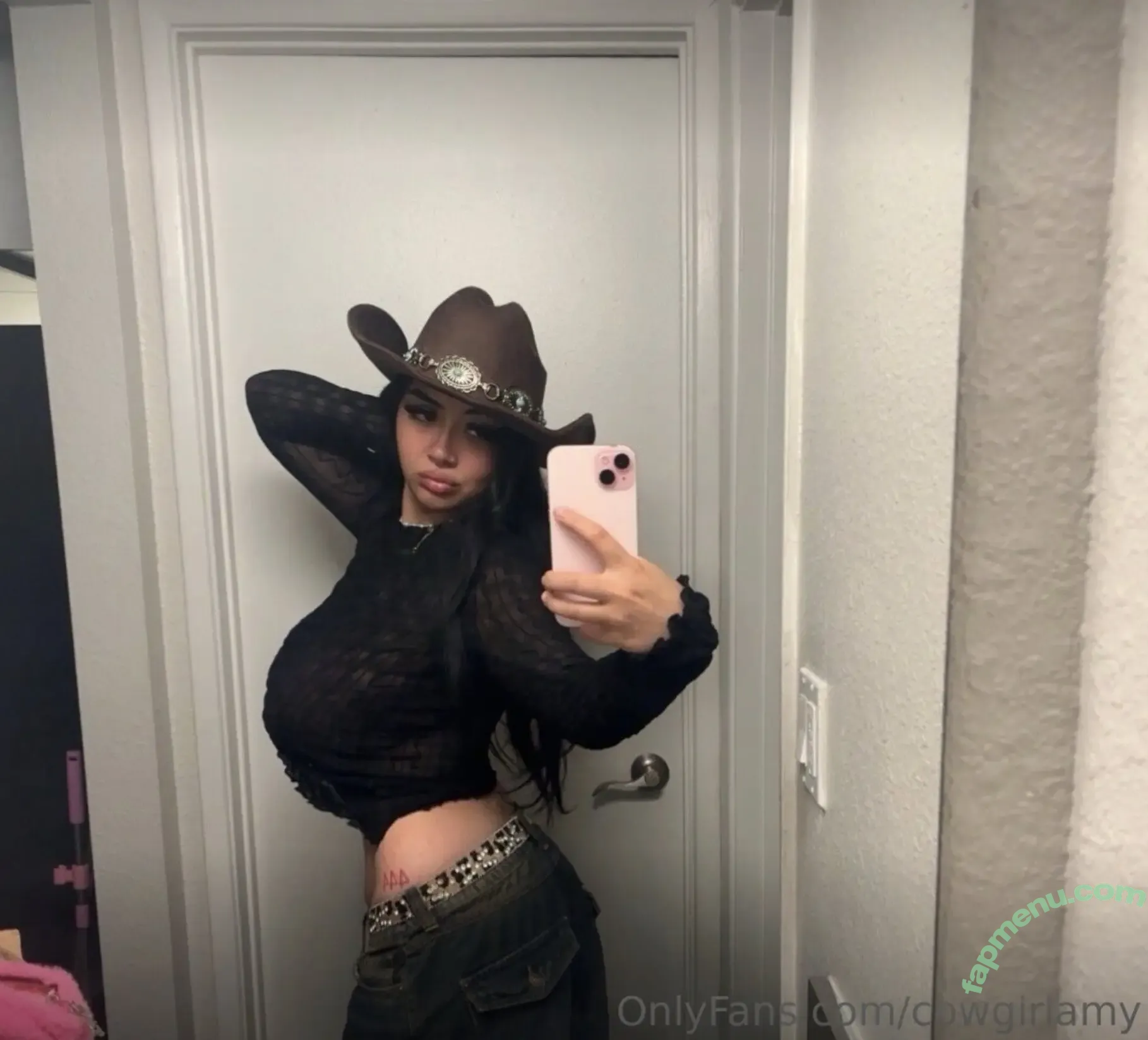 cowgirlamy nude photo #0002 (caltexcowgirll)