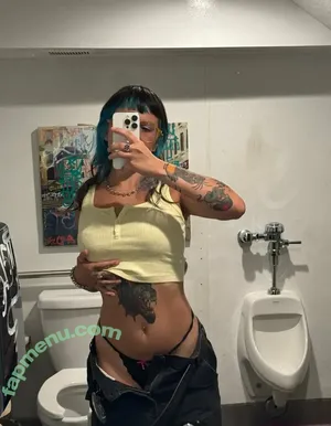 cowgirllaura / lauraaadilene nude photo #0149