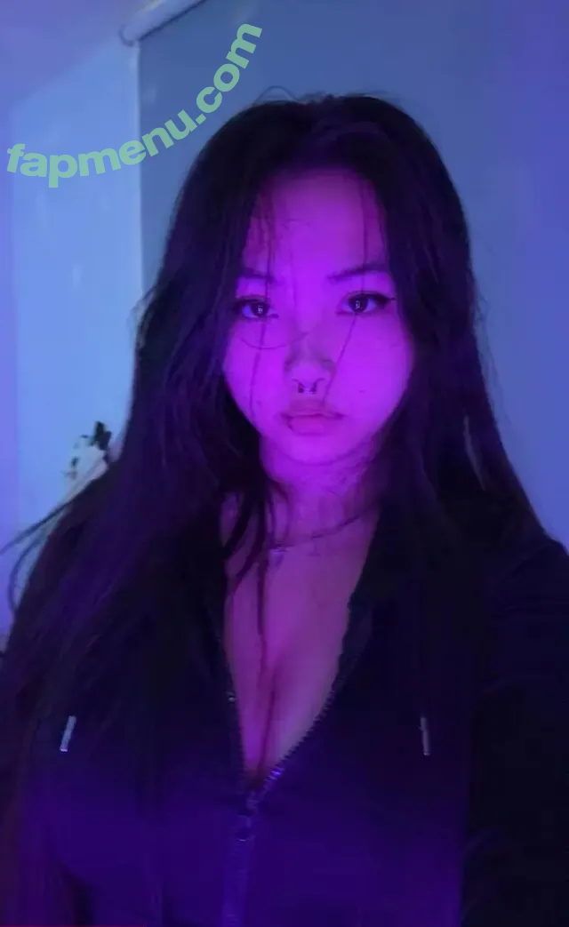 cowmoolk nude photo #0060 (vitasamm)