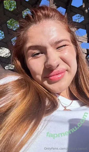 Coxi Foxy / coxi_foxy / coxifoxy_ nude photo #0049