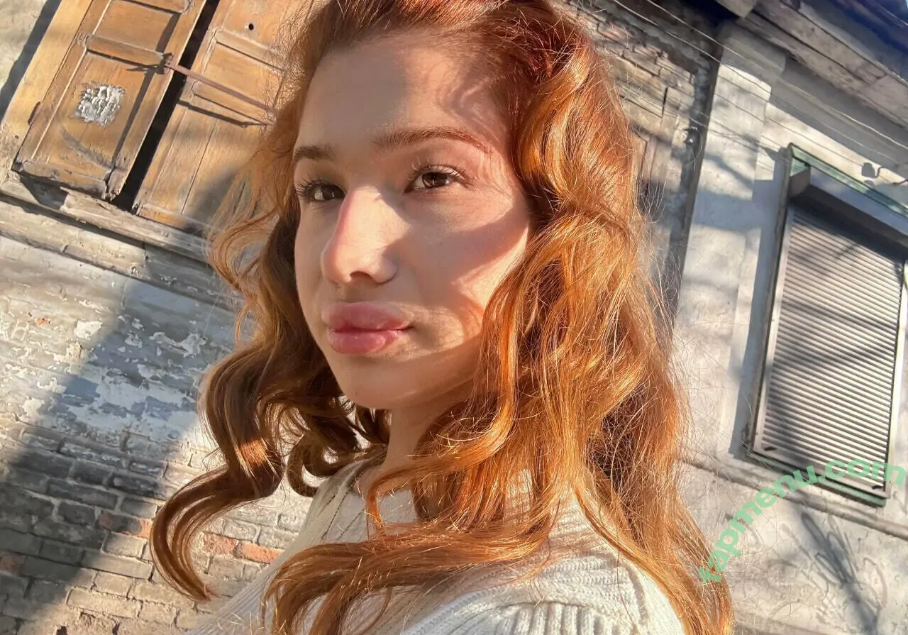 Coxi Foxy nude photo #0045 (coxi_foxy / coxifoxy_)