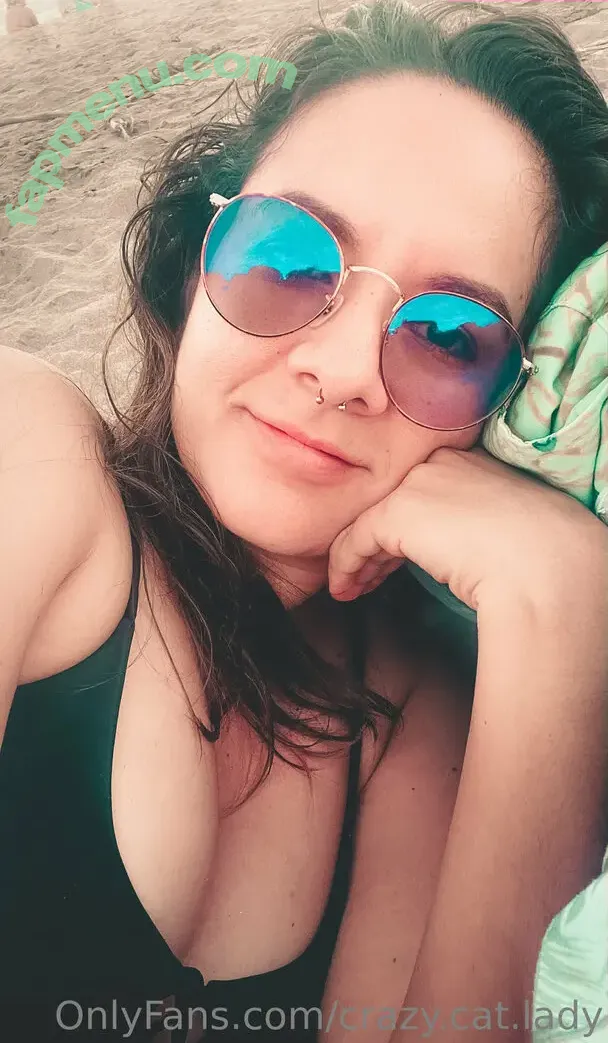 crazy.cat.lady nude photo #0009 (crazycatlady)