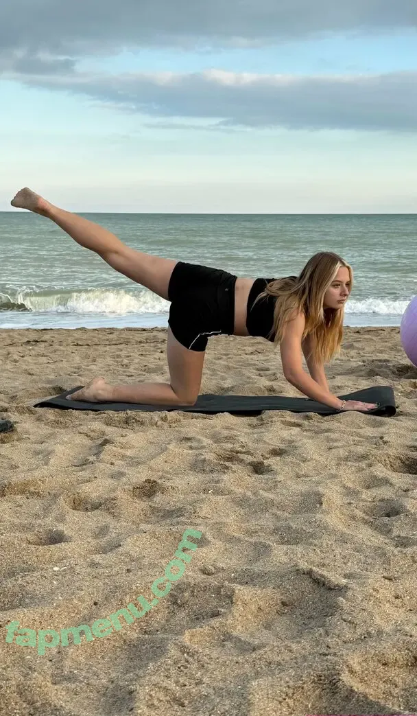 crazy_lexxi nude photo #0019 (crazy_lexxi)