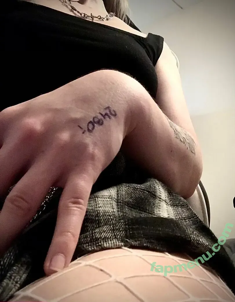 crazynees nude photo #0021 (crazynees.ink)