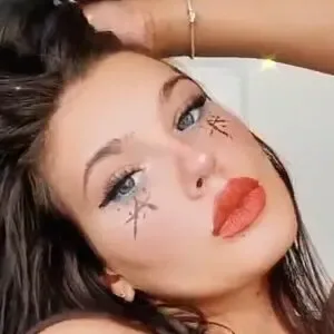 creambaby1 / Hearsom1a nude photo #0002