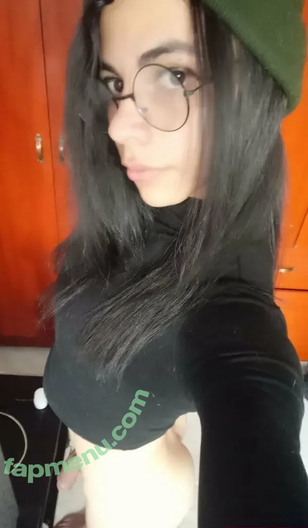 crhiztrap nude photo #0009 (crhiztrap)