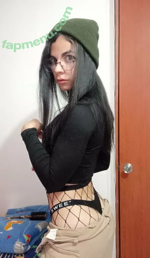 crhiztrap nude photo #0019 (crhiztrap)