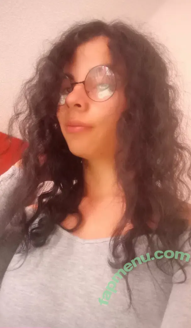 crhiztrap nude photo #0021 (crhiztrap)