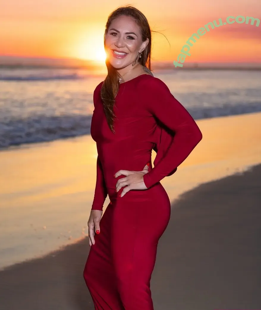 Cris Cyborg nude photo #0154 (MMA Fighter / criscyborg)