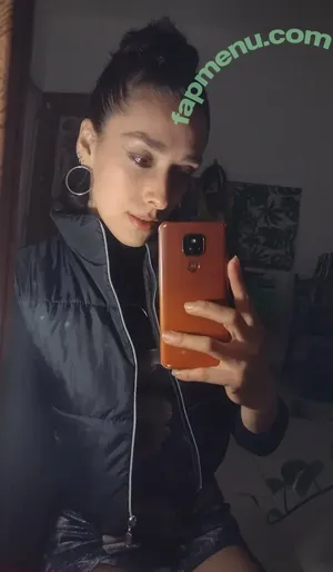 crisalida32 / antoguerrieroo nude photo #0052