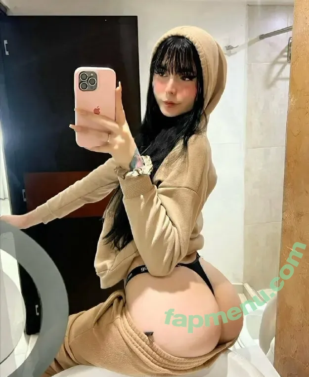 cristalitttaxxx nude photo #0001 (cristalitttaxxx)