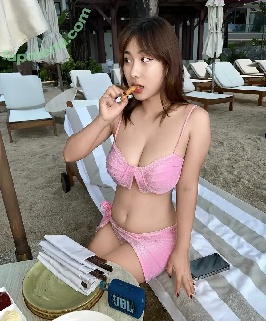 cristaluxx nude photo #0019 (cristaluxx)