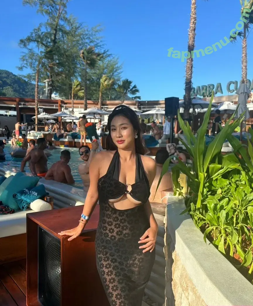 cristaluxx nude photo #0037 (cristaluxx)