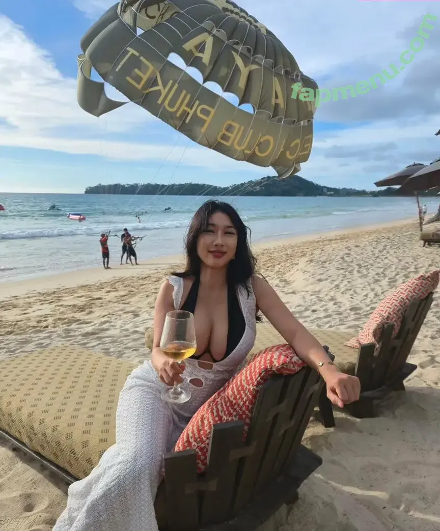 cristaluxx nude photo #0056 (cristaluxx)