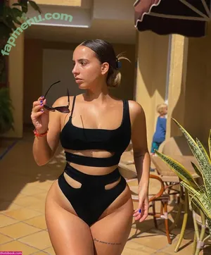  nude photo #0002