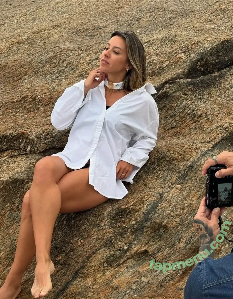 Cristiane Dias nude photo #0122 (crisdiass / crisgaleraoficial)