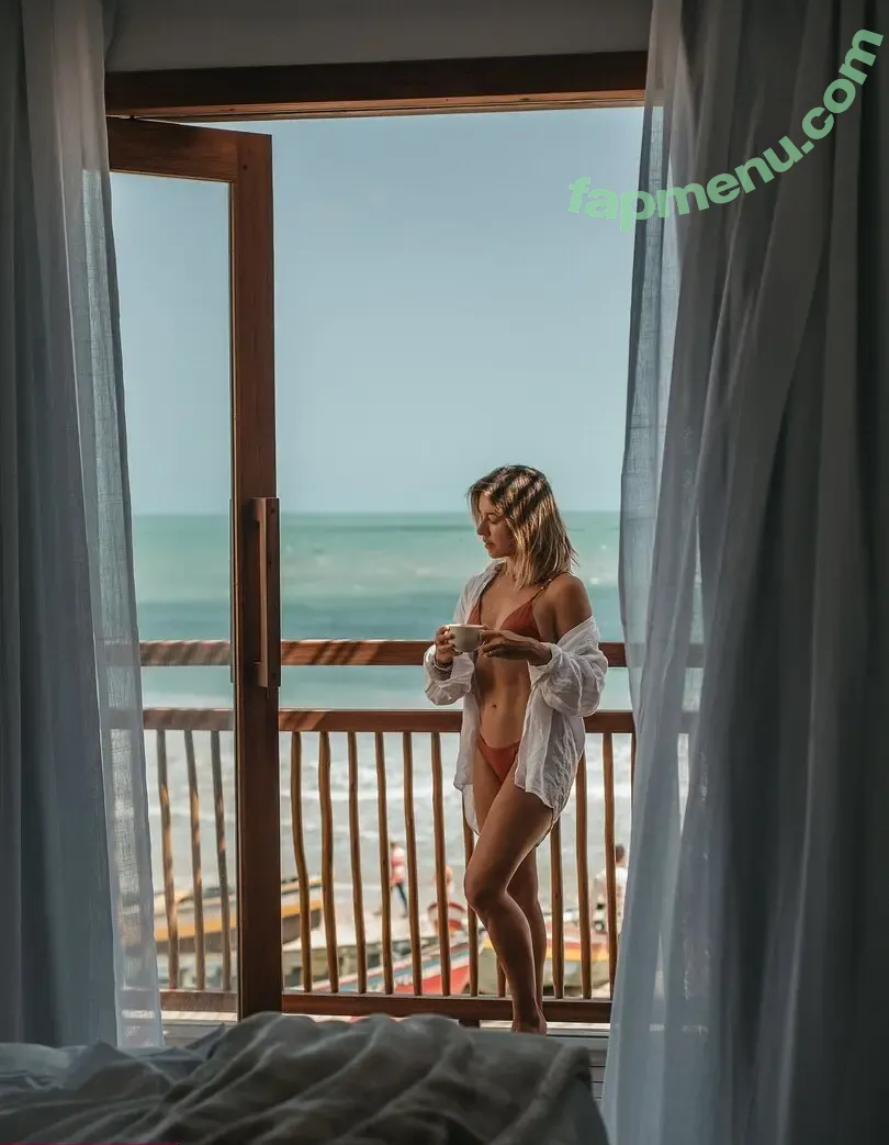 Cristiane Dias nude photo #0152 (crisdiass / crisgaleraoficial)