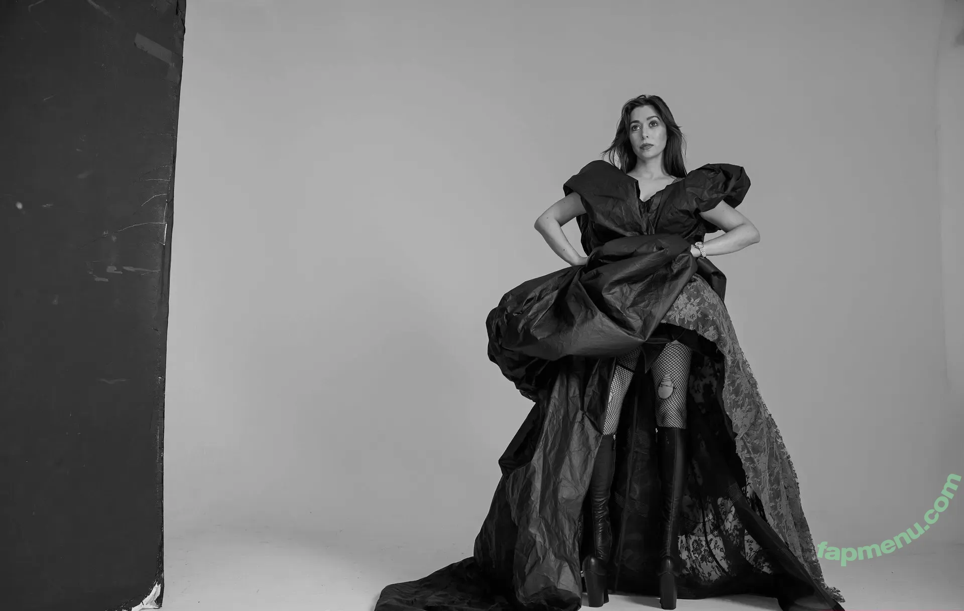 Cristin Milioti nude photo #0285 (cristinmilioti)