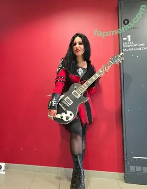 Cristina Scabbia / cristinascabbia nude photo #0032