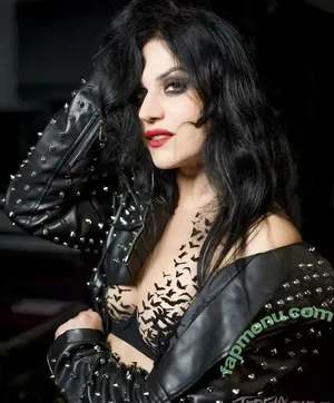 Cristina Scabbia / MissScabbia / cristinascabbia nude photo #0066