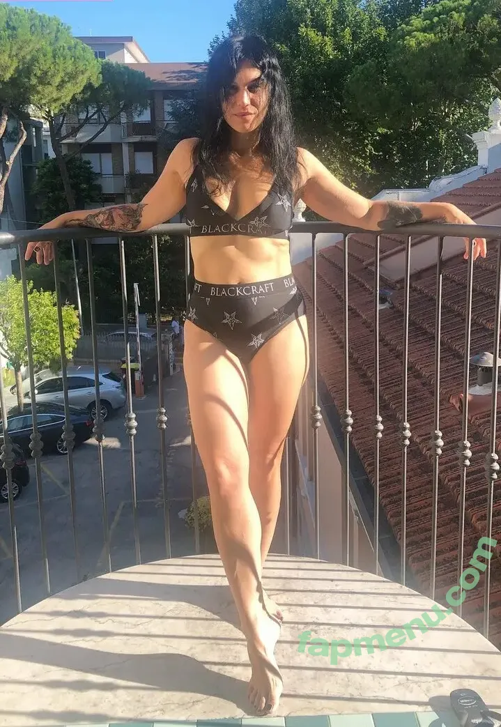 Cristina Scabbia nude photo #0057 (cristinascabbia)