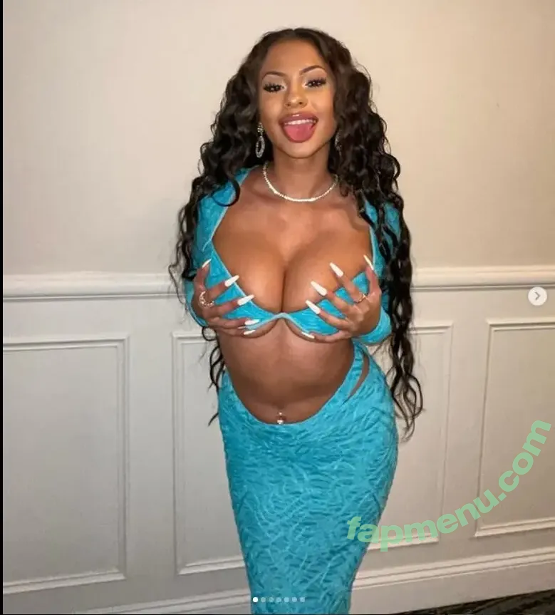 cristinaajen nude photo #0003 (cristinaajenxo)