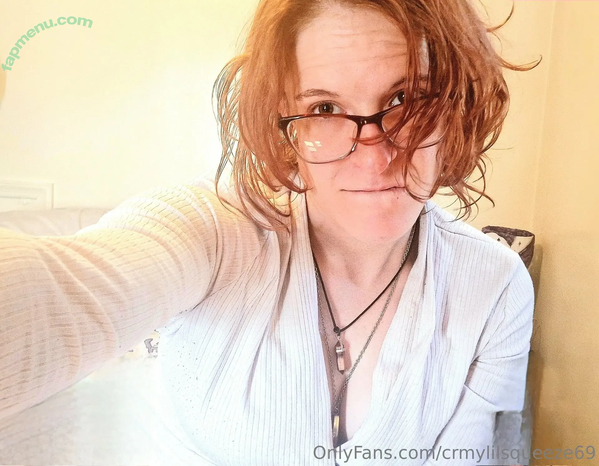 crmylilsqueeze69 nude photo #0004 (crmylilsqueeze69)