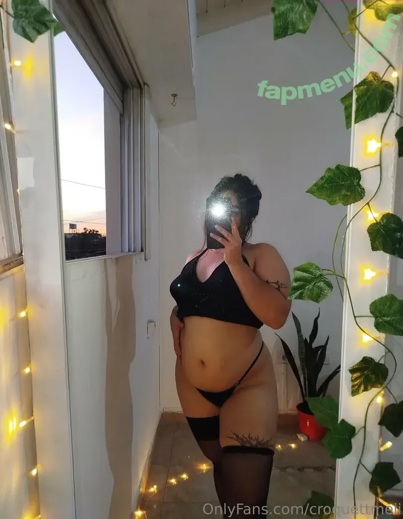 croquettmeii nude photo #0020 (croquettmeii)