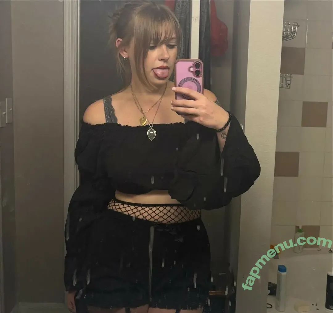 Crowd_Tickler nude photo #0019 (Apoptosisjo / Bad.Sand.Witch / Tenaciousboobies / Thiccsquirrel18 / apophoesis / bad6sand6witch6)