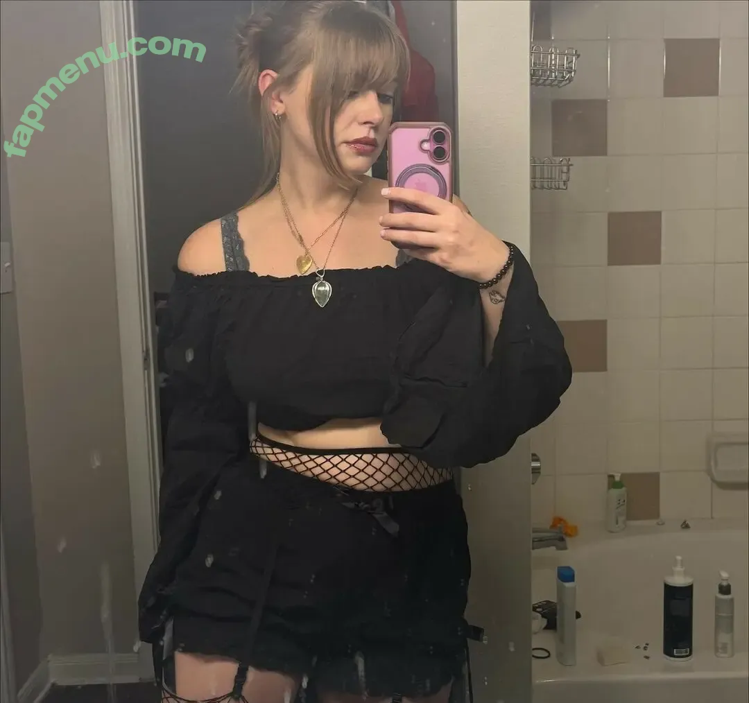 Crowd_Tickler nude photo #0020 (Apoptosisjo / Bad.Sand.Witch / Tenaciousboobies / Thiccsquirrel18 / apophoesis / bad6sand6witch6)