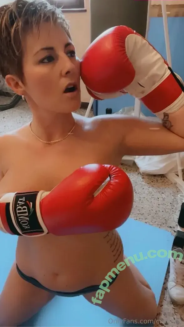 crudelia nude photo #0006 (crudeliamemon)