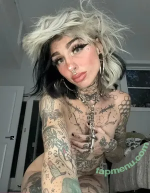  nude photo #0001