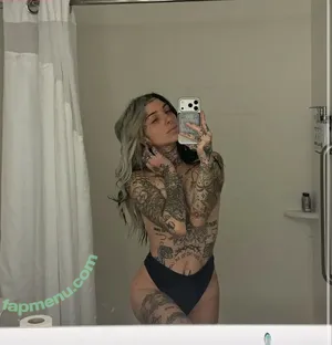 Cruellamorgan nude photo #0003