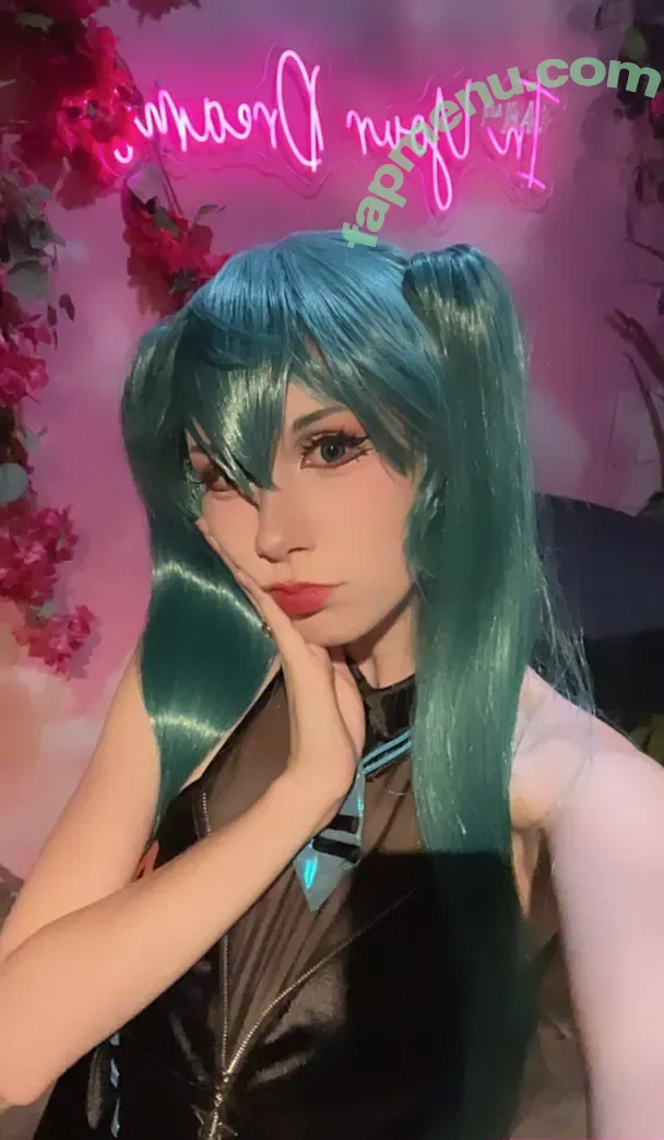 crunchyreid nude photo #0041 (crunchyreid)