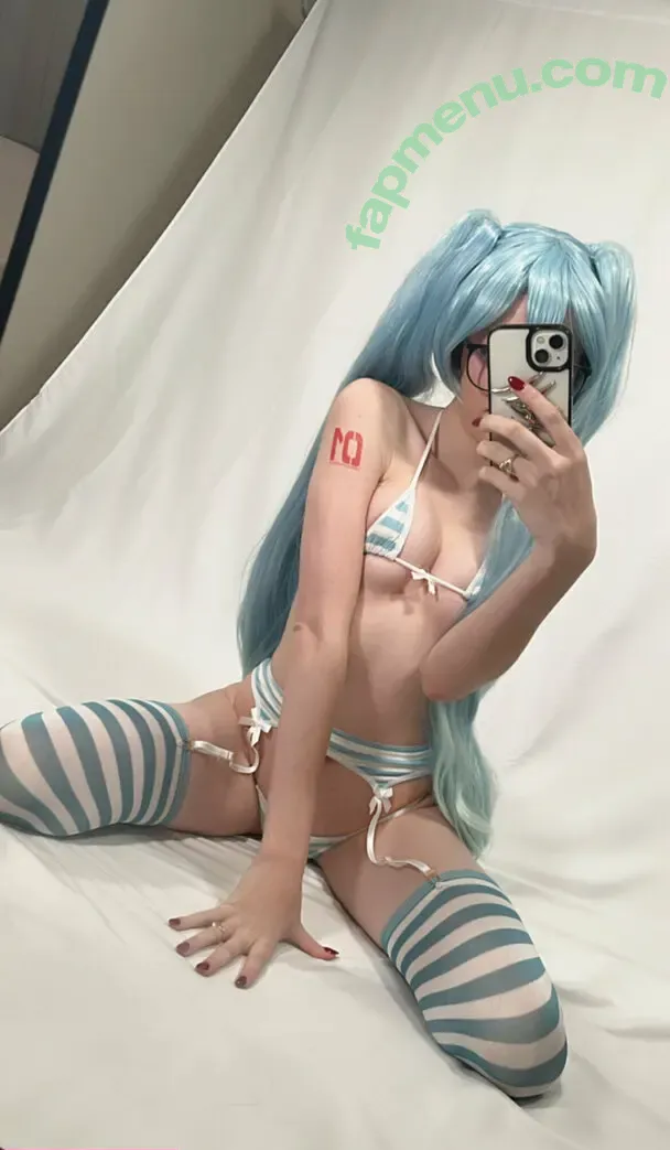 crunchyreid nude photo #0096 (crunchyreid)