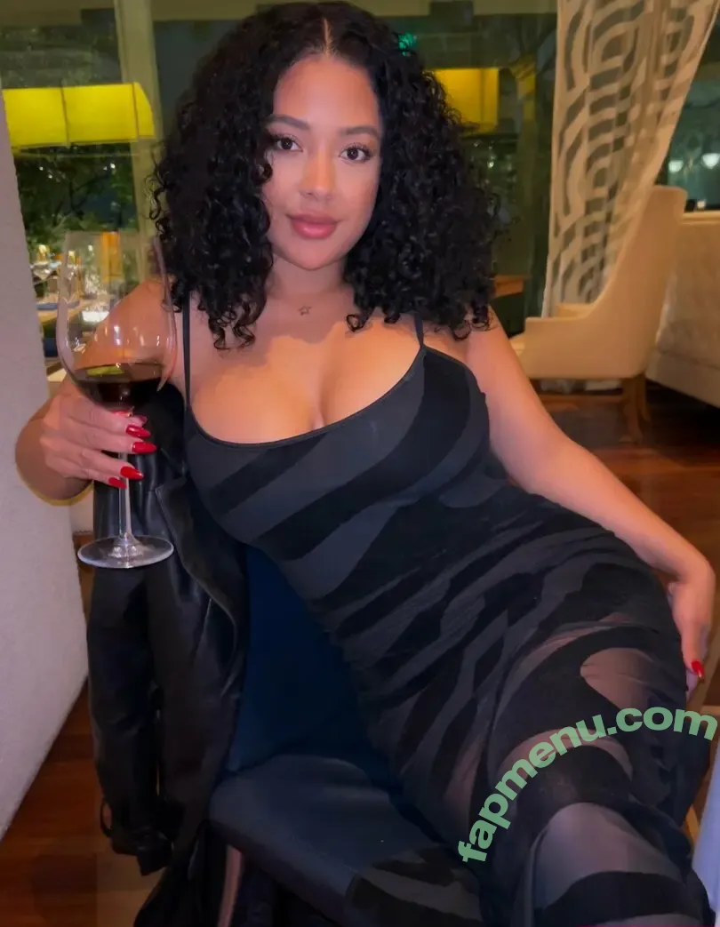 crushonsuzzy nude photo #0003 (crushonsuzzy)