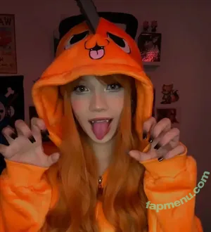 Crybabyx0xx / Kayaaaa / Mxnkey.x / lvsbowser nude photo #0005