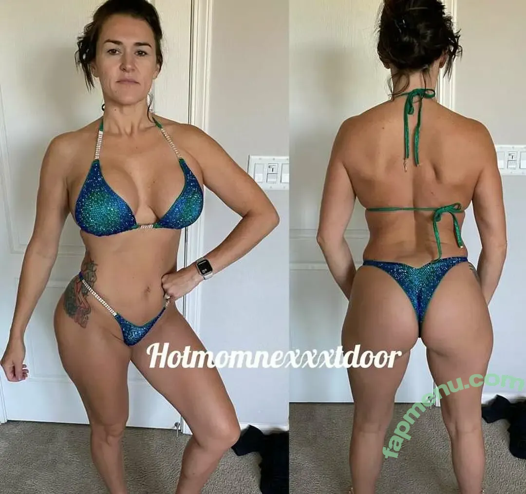 cryssie nude photo #0022 (hotmomnex.x.xtdoor / hotmomnexxxtdoor)