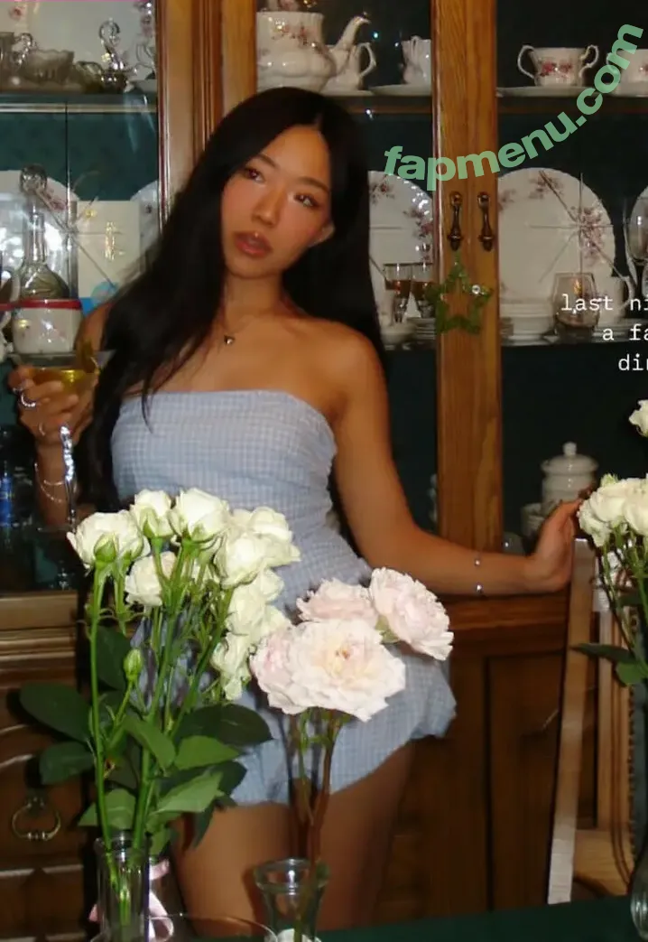 Crystal Park nude photo #0012 (crystalpaark / trailertrashtammy)