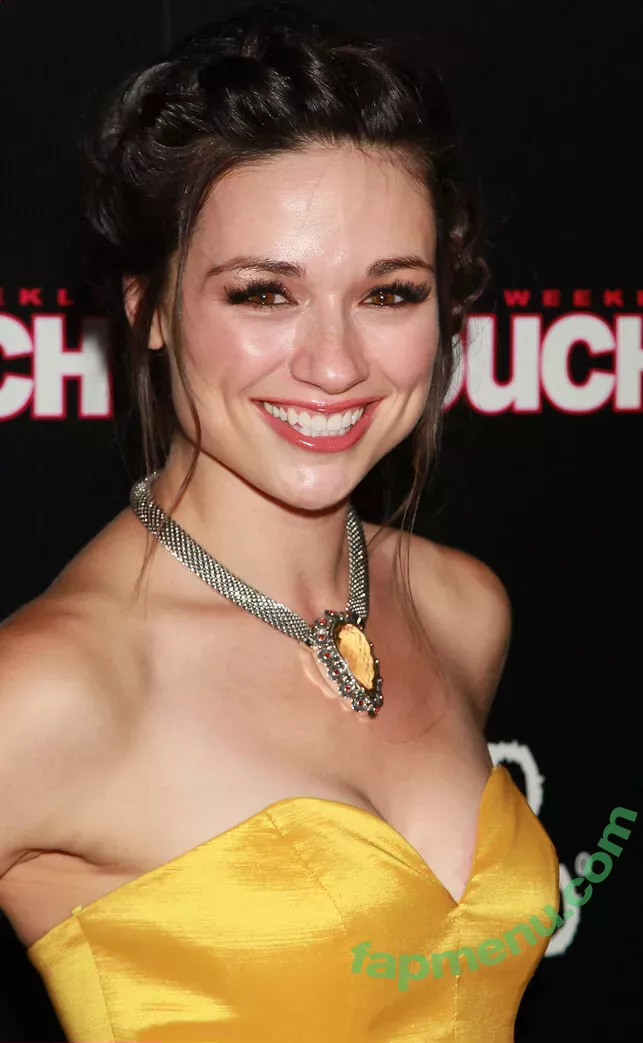 Crystal Reed nude photo #0037 (crystalmreed / crystalreed2)