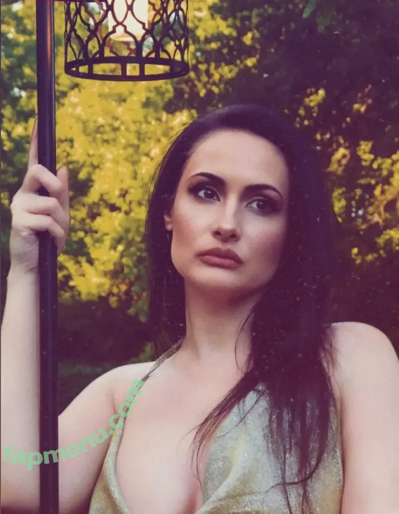 Crystal Wambles nude photo #0011 (_.crystal.wambles._)