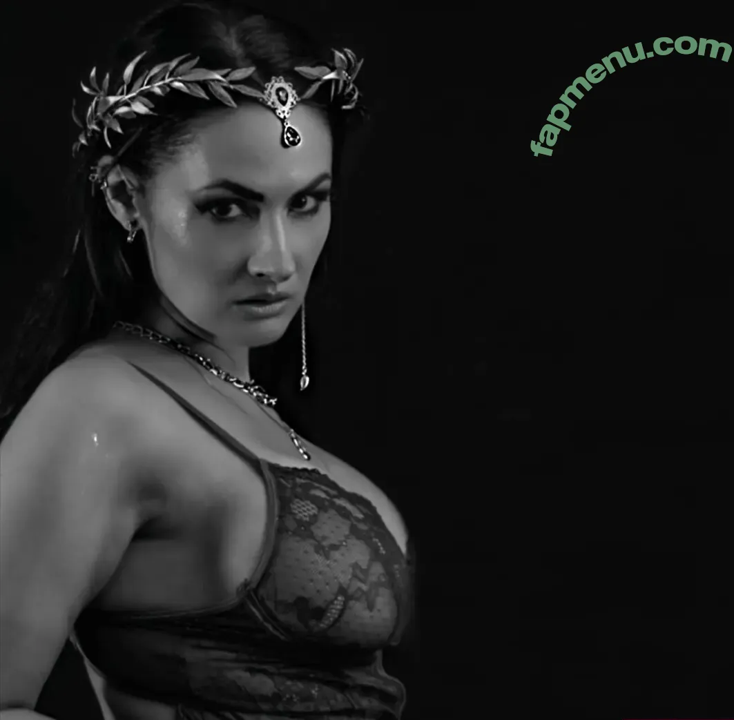 Crystal Wambles nude photo #0013 (_.crystal.wambles._)