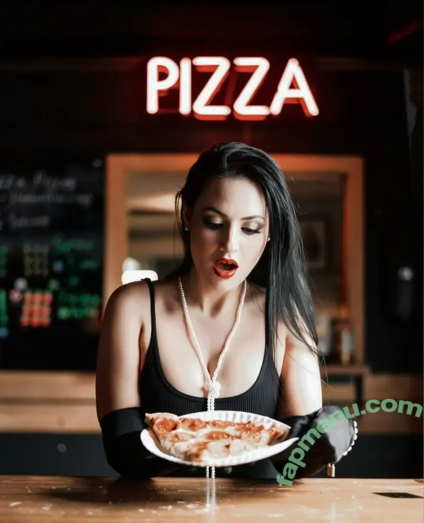 Crystal Wambles nude photo #0025 (_.crystal.wambles._)